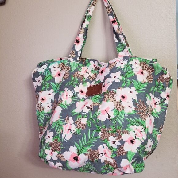 PINK Victoria's Secret Tote Bag - Picture 7 of 7